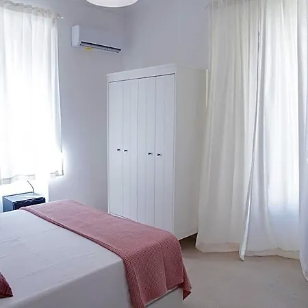 Casa Thuja 3* Siraküza